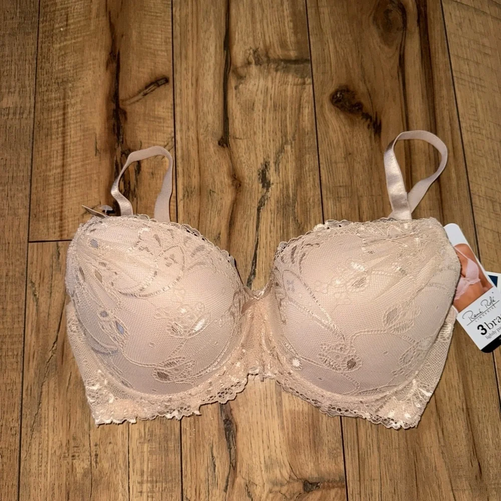 Black and cream lace bra set - Picture 6 of 8
